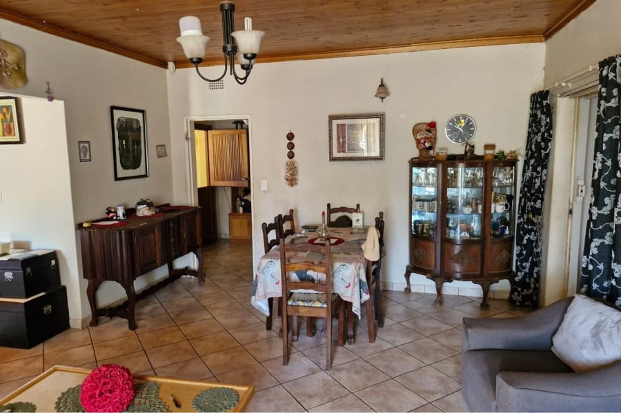 4 Bedroom Property for Sale in Roosheuwel North West